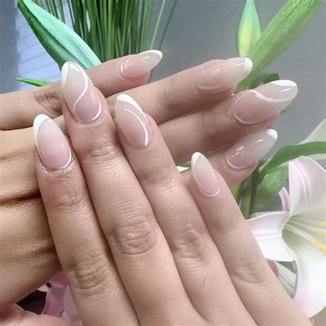 miu miu beauty nails and eyelashes